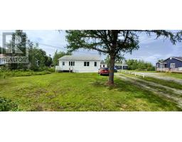 28 Riverside Road W, Glovertown, Newfoundland & Labrador