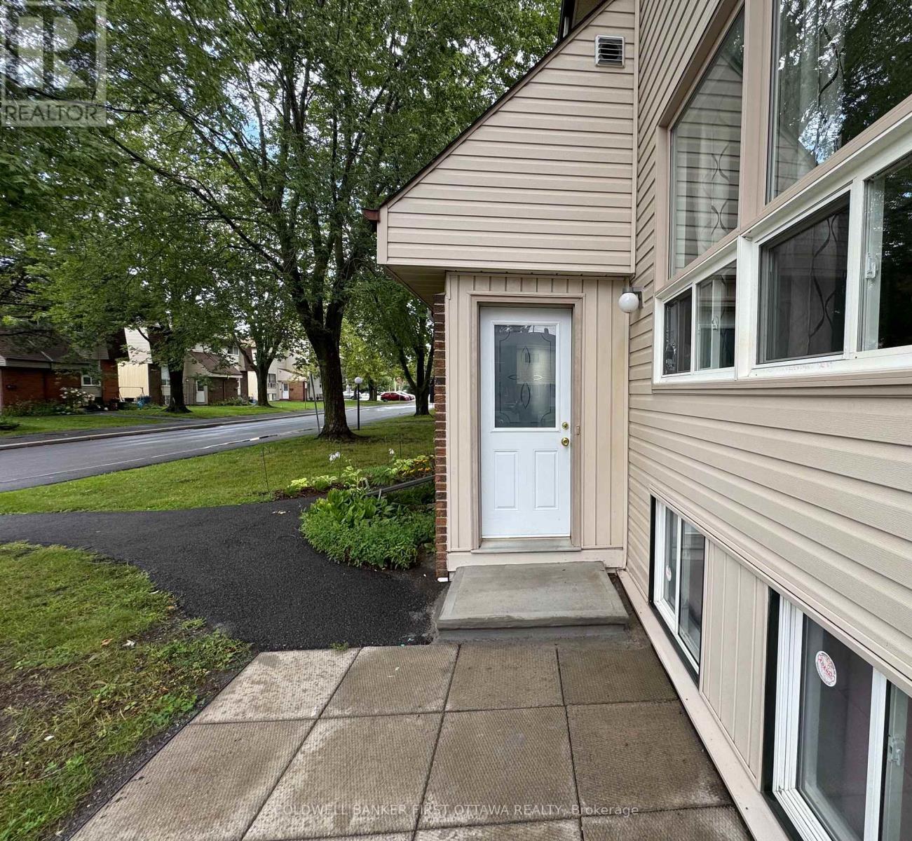 85 - 19c Sonnet Crescent, Ottawa, Ontario K2H 8W8 - Photo 3 - X13705246