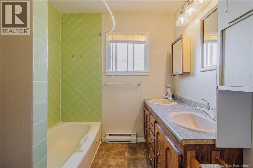 107 Fulton Avenue Unit# Units A + B, Fredericton, New Brunswick  E3A 2B5 - Photo 9 - NB146383