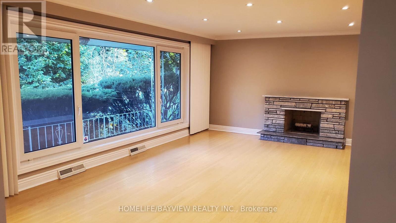 6 Restwell Crescent, Toronto, Ontario  M2K 2A2 - Photo 6 - C13705216