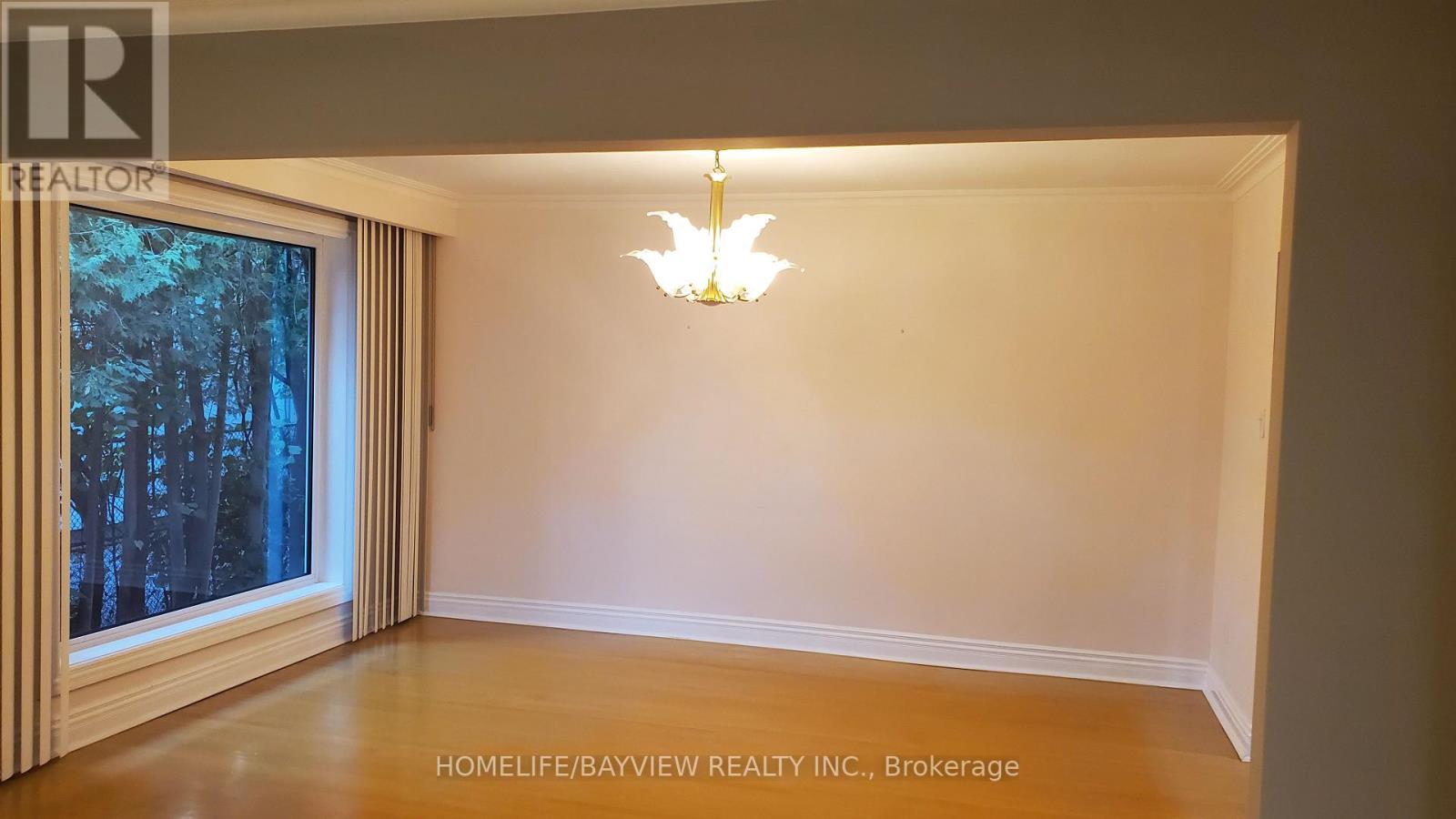6 Restwell Crescent, Toronto, Ontario  M2K 2A2 - Photo 7 - C13705216