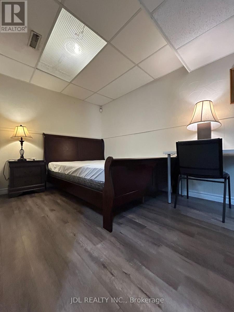 Master Bedroom B Bsmt - 3 Butterfield Dr Drive, Toronto, Ontario  M3A 2L9 - Photo 3 - C13705238