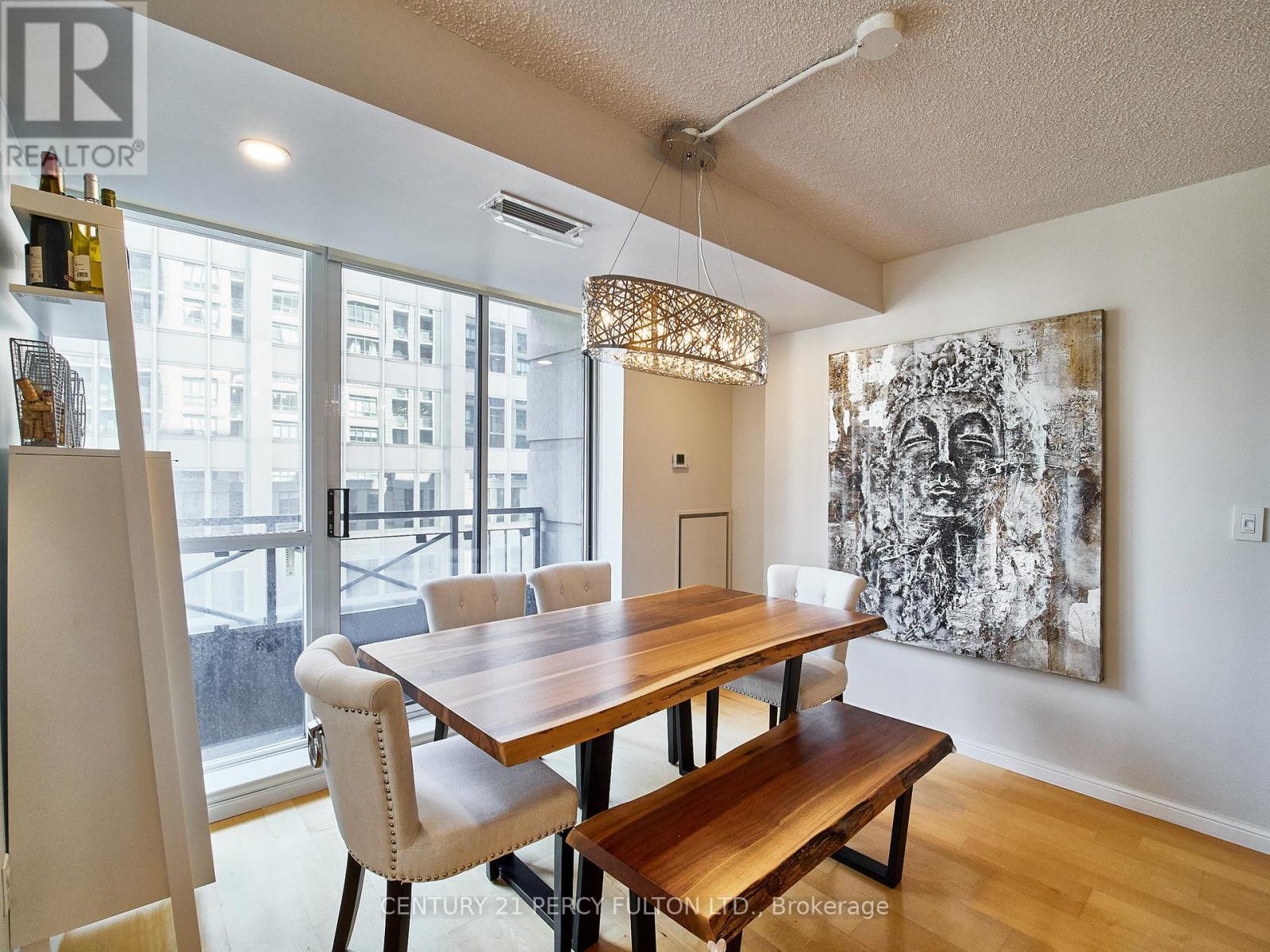 809 - 140 Simcoe Street, Toronto, Ontario  M5H 4E9 - Photo 9 - C13705248