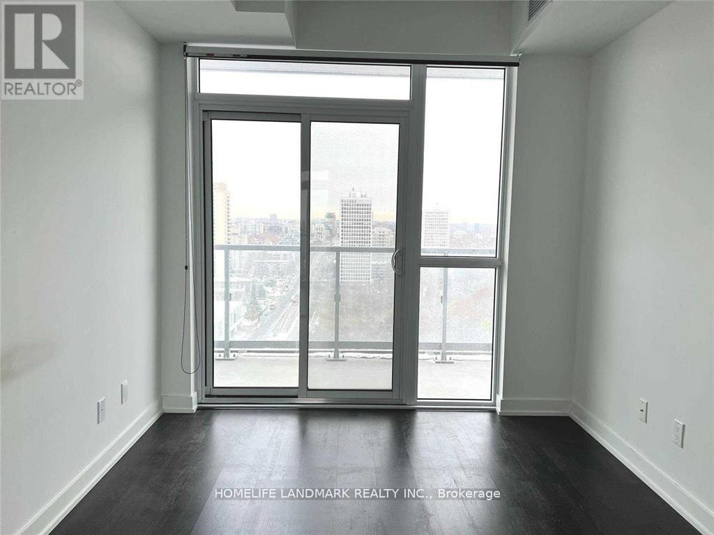 1604 - 501 St Clair Avenue W, Toronto, Ontario  M5P 0A2 - Photo 7 - C13705254