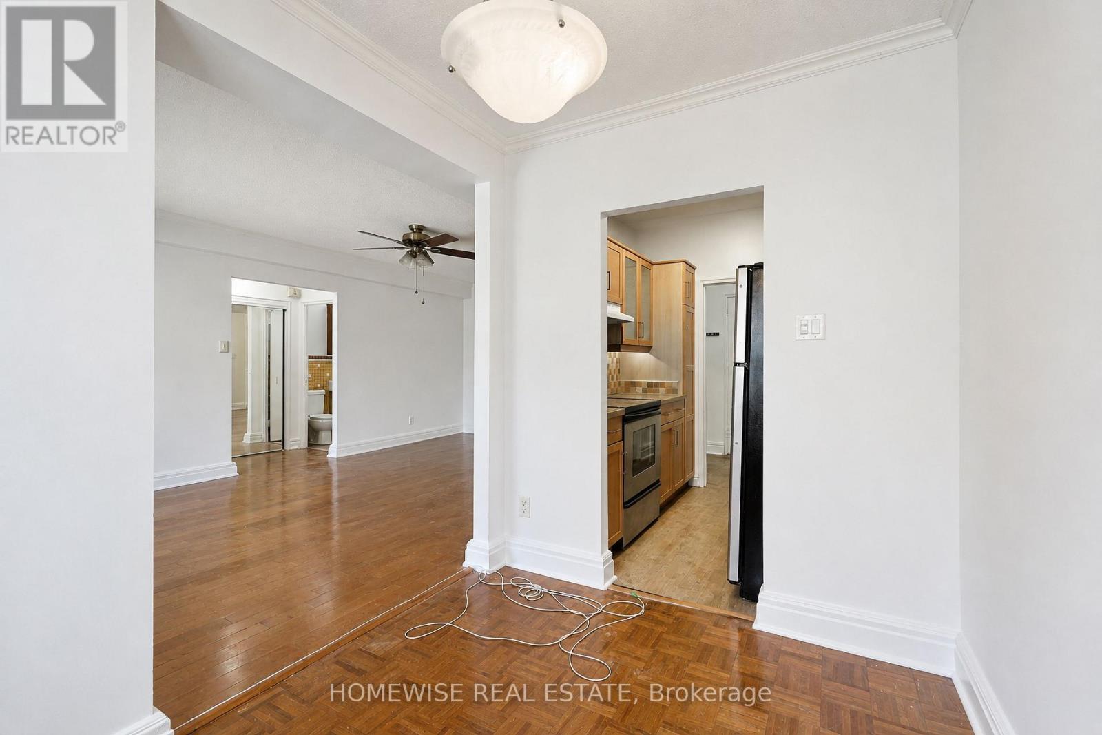 401 - 740 Eglinton Avenue, Toronto, Ontario  M5N 1C4 - Photo 17 - C13705292