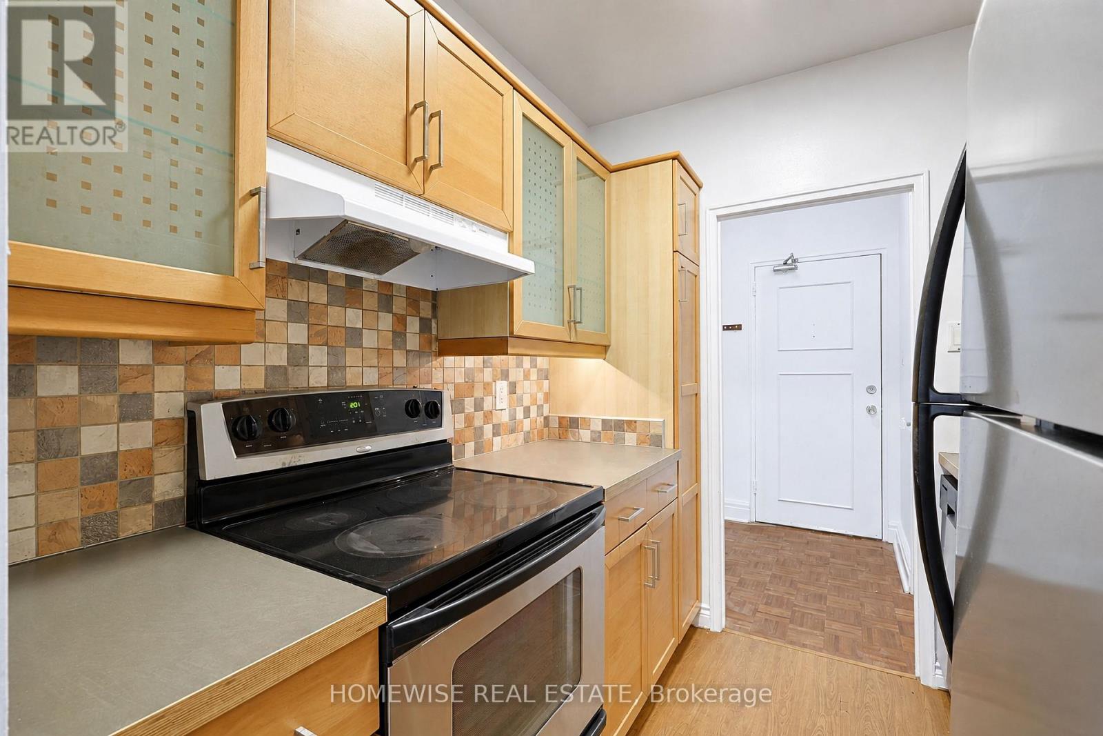 401 - 740 Eglinton Avenue, Toronto, Ontario  M5N 1C4 - Photo 19 - C13705292