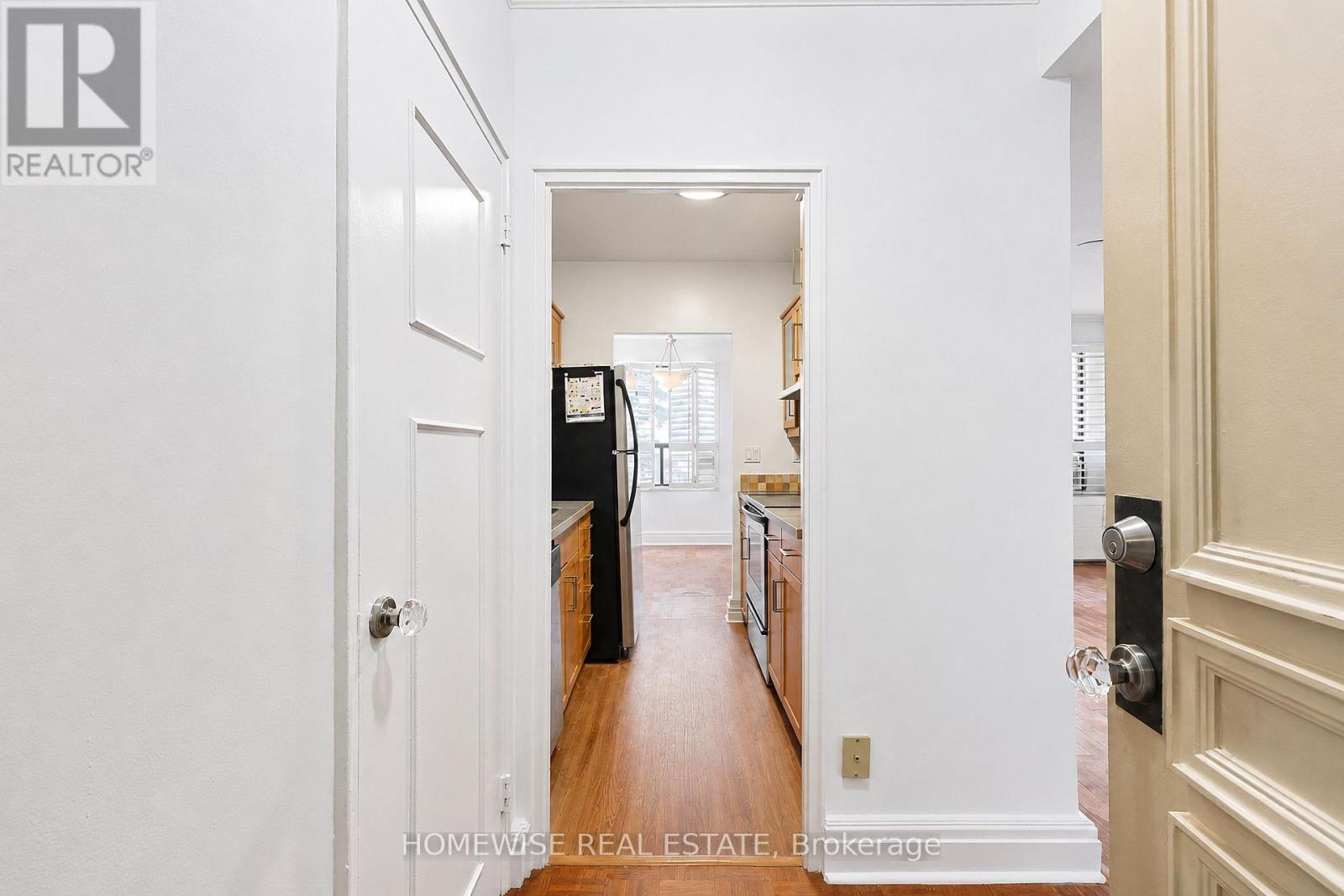 401 - 740 Eglinton Avenue, Toronto, Ontario  M5N 1C4 - Photo 5 - C13705292
