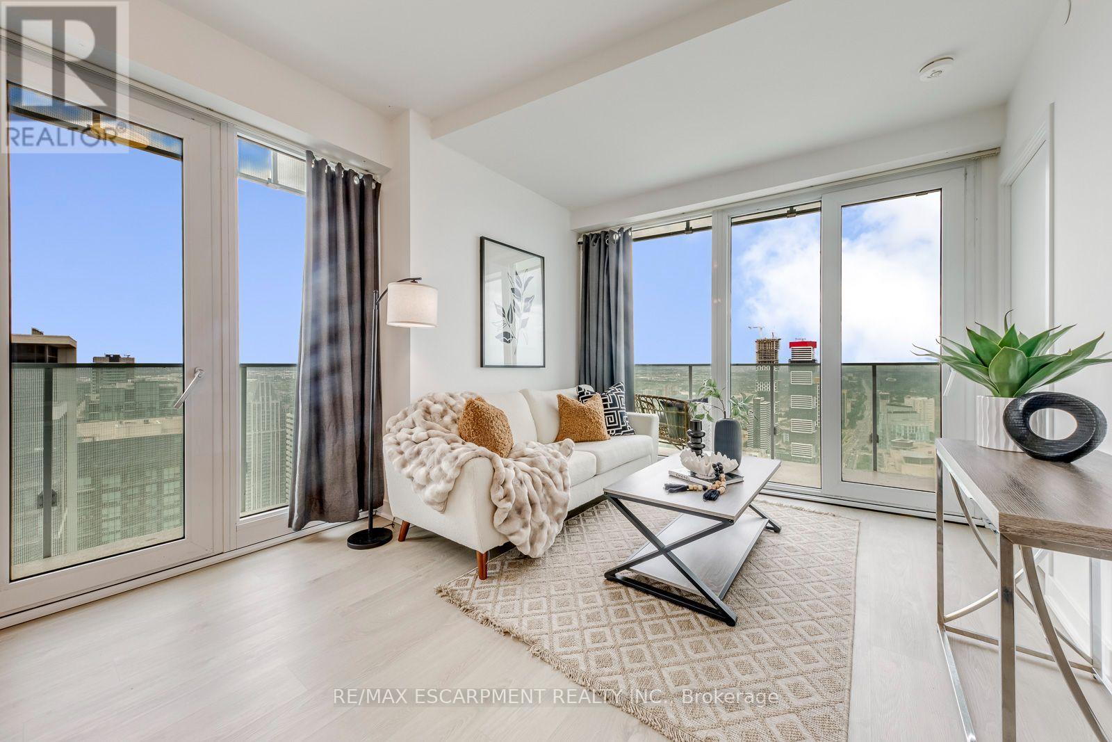 5010 - 3900 Confederation Parkway, Mississauga, Ontario  L5B 0M3 - Photo 13 - W13705234