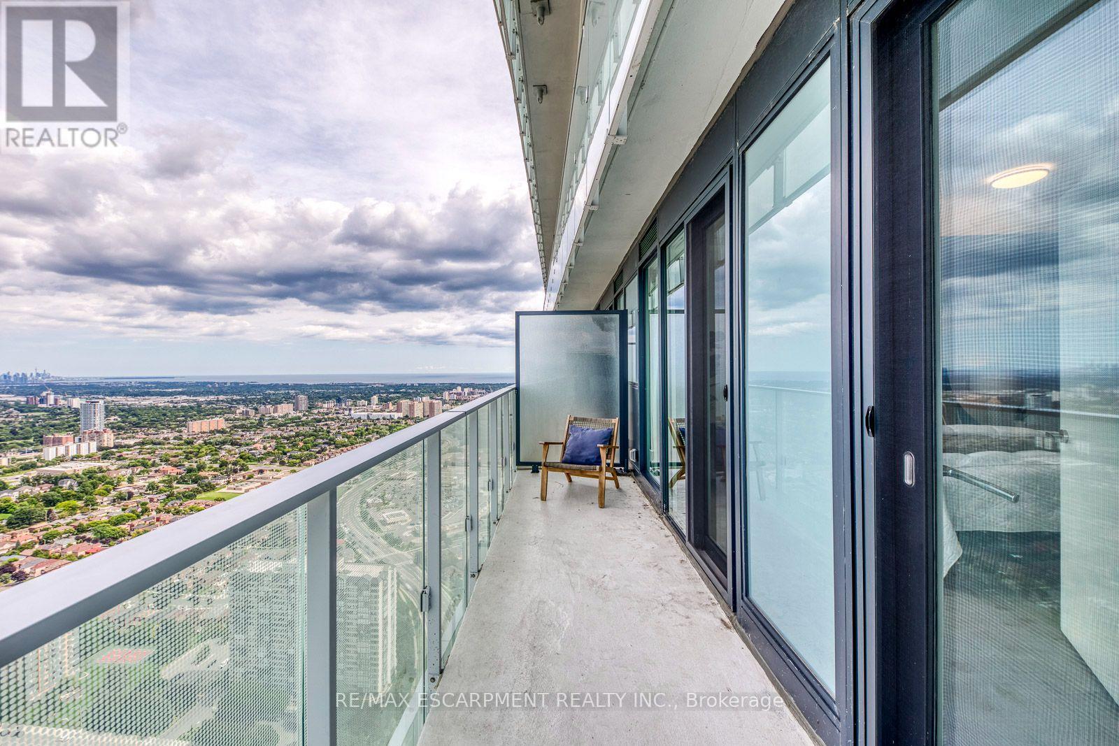 5010 - 3900 Confederation Parkway, Mississauga, Ontario  L5B 0M3 - Photo 23 - W13705234