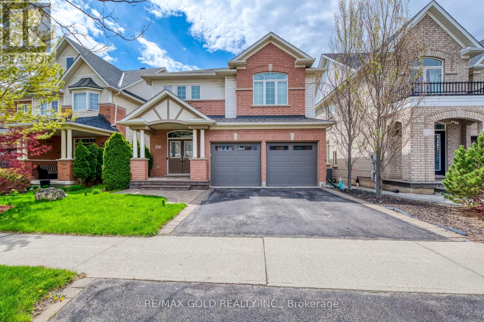 4831 COLUMBUS DRIVE, Burlington, Ontario