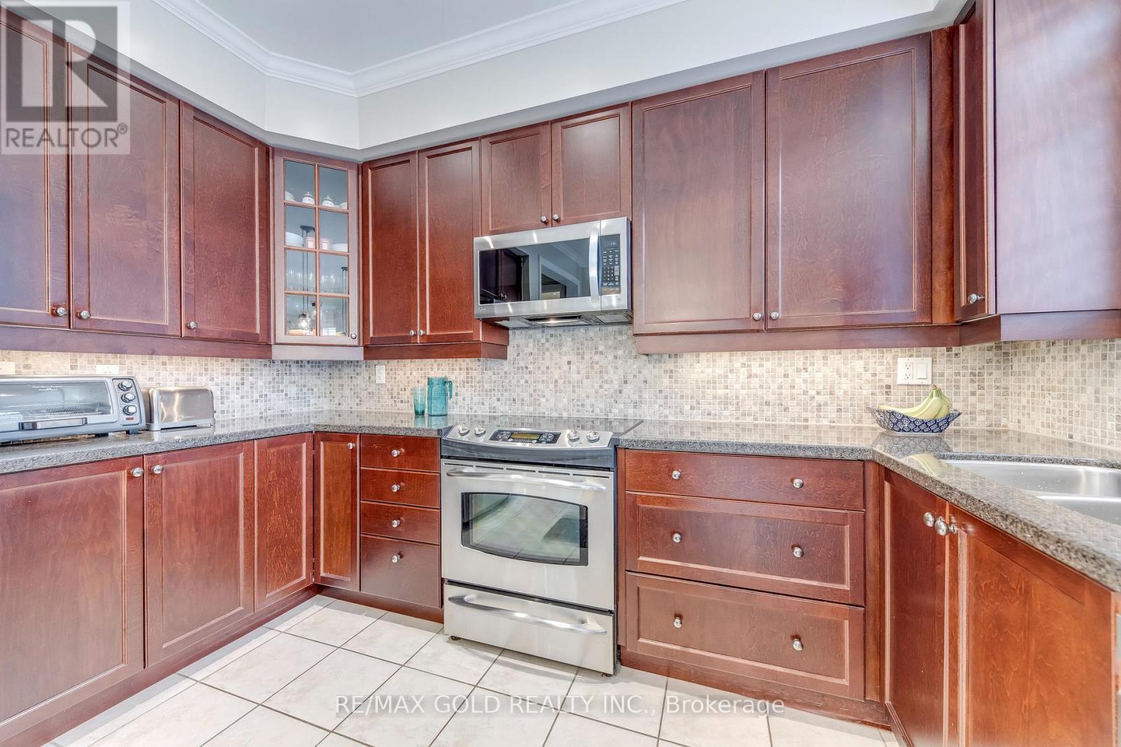4831 Columbus Drive, Burlington, Ontario  L7M 0J4 - Photo 17 - W13705250