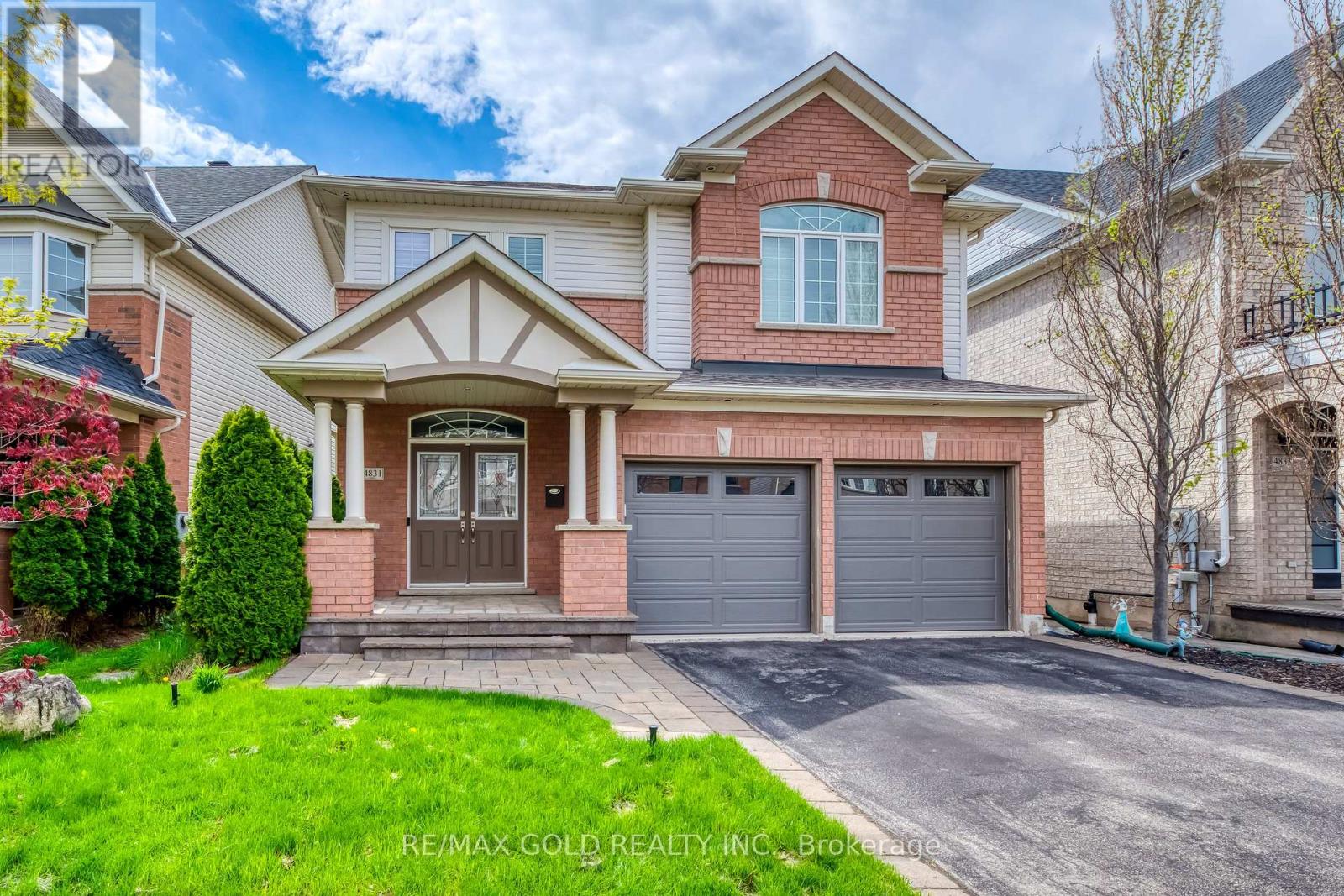 4831 Columbus Drive, Burlington, Ontario  L7M 0J4 - Photo 3 - W13705250