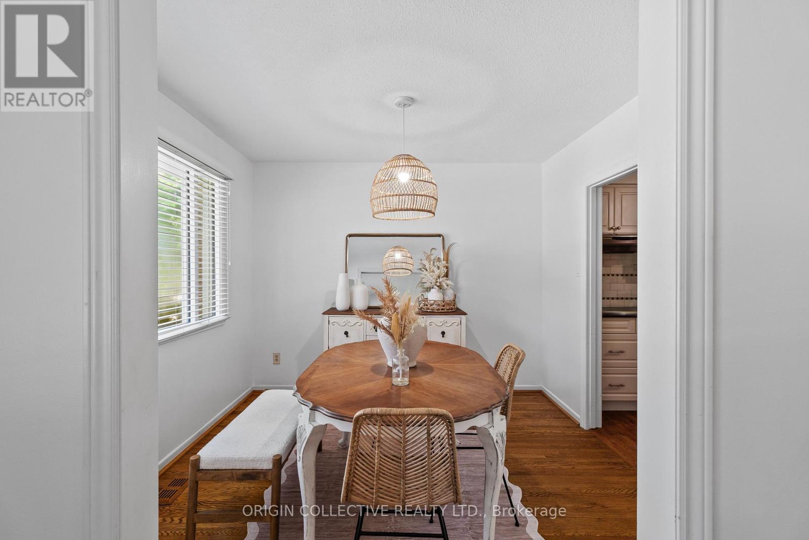 983 Parthia Crescent, Mississauga, Ontario  L4Y 2K9 - Photo 15 - W13705252
