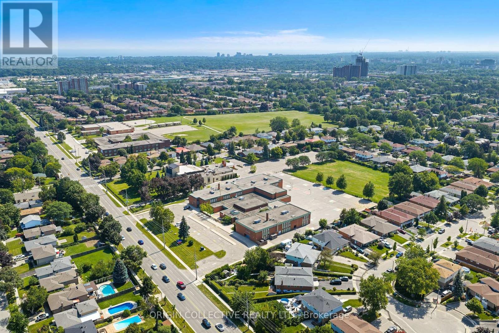 983 Parthia Crescent, Mississauga, Ontario  L4Y 2K9 - Photo 48 - W13705252