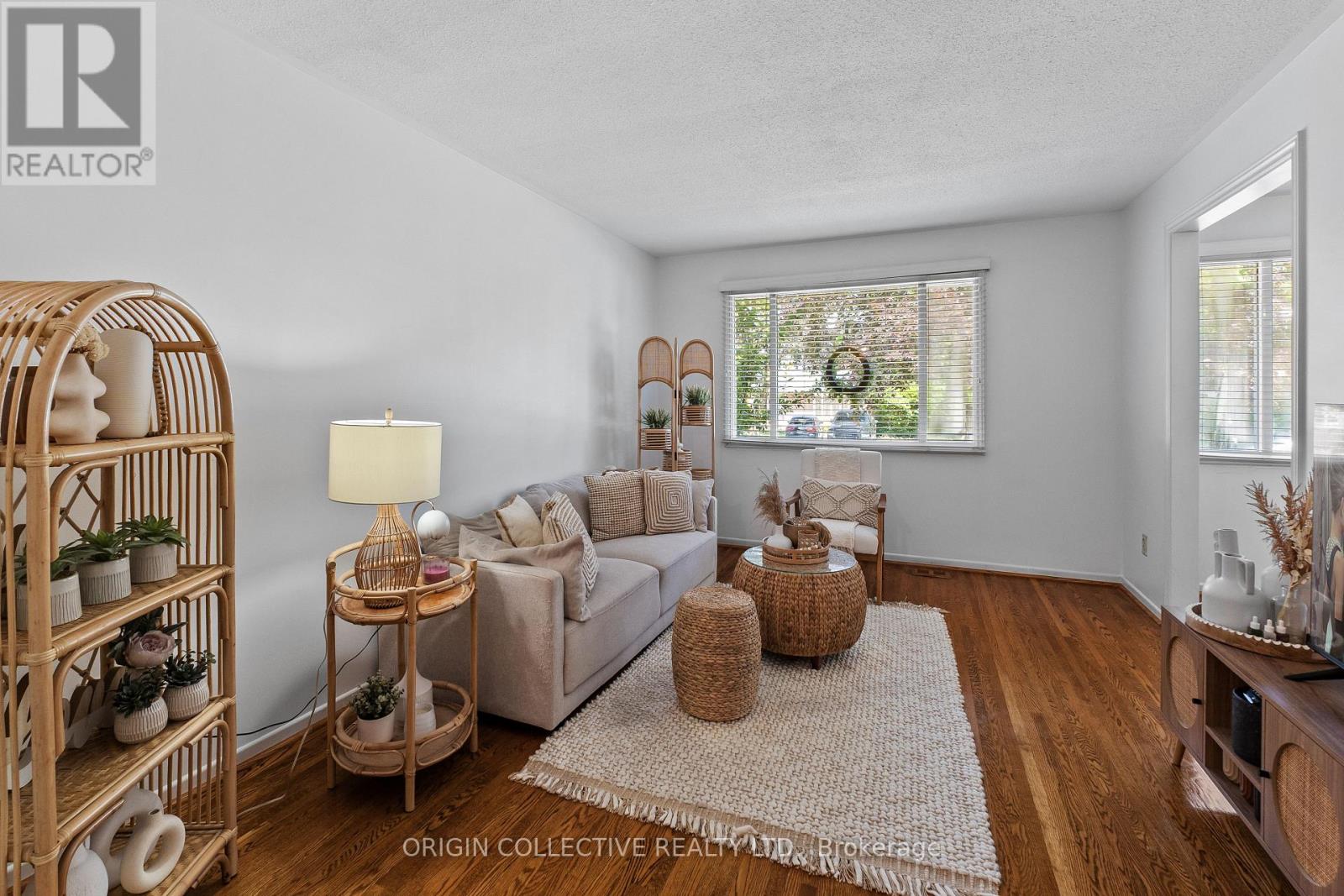 983 Parthia Crescent, Mississauga, Ontario  L4Y 2K9 - Photo 7 - W13705252