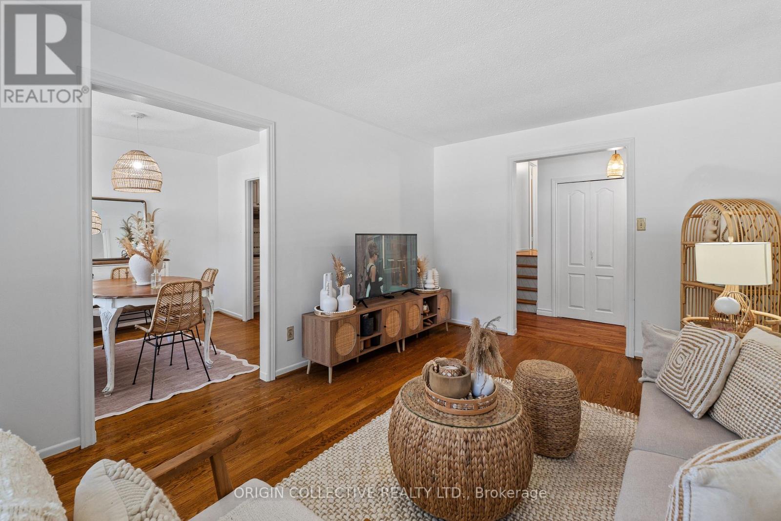 983 Parthia Crescent, Mississauga, Ontario  L4Y 2K9 - Photo 8 - W13705252