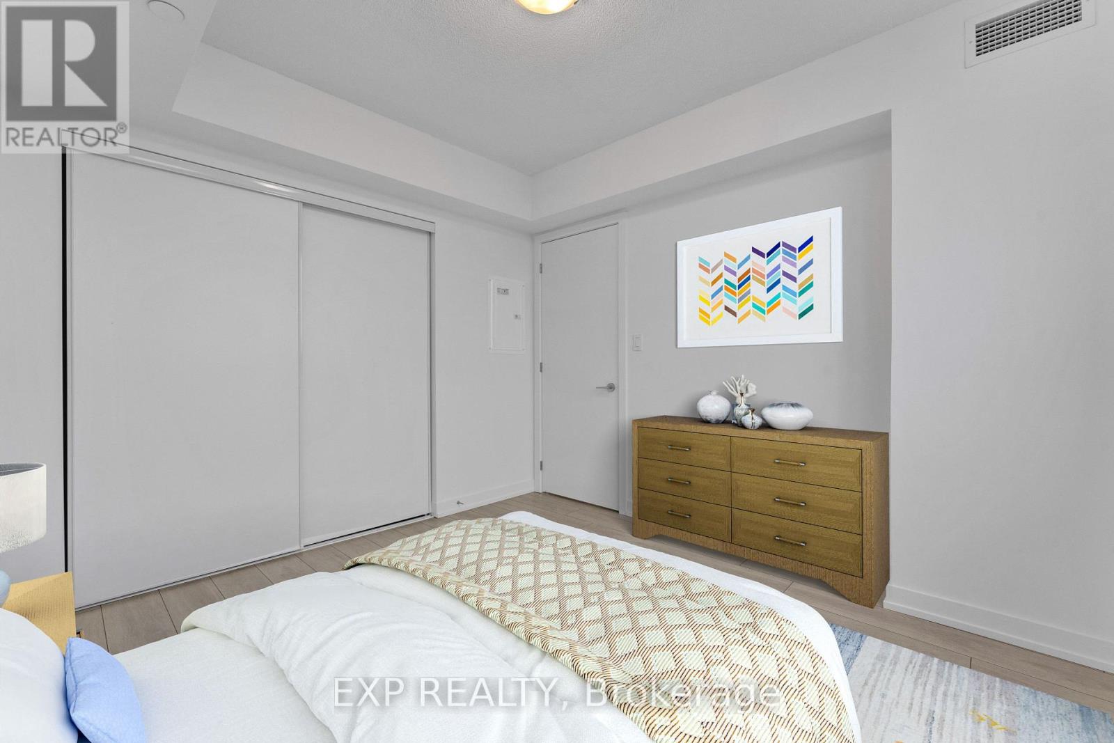 811 - 556 Marlee Avenue, Toronto, Ontario M6B 0B1 - Photo 15 - W13705274