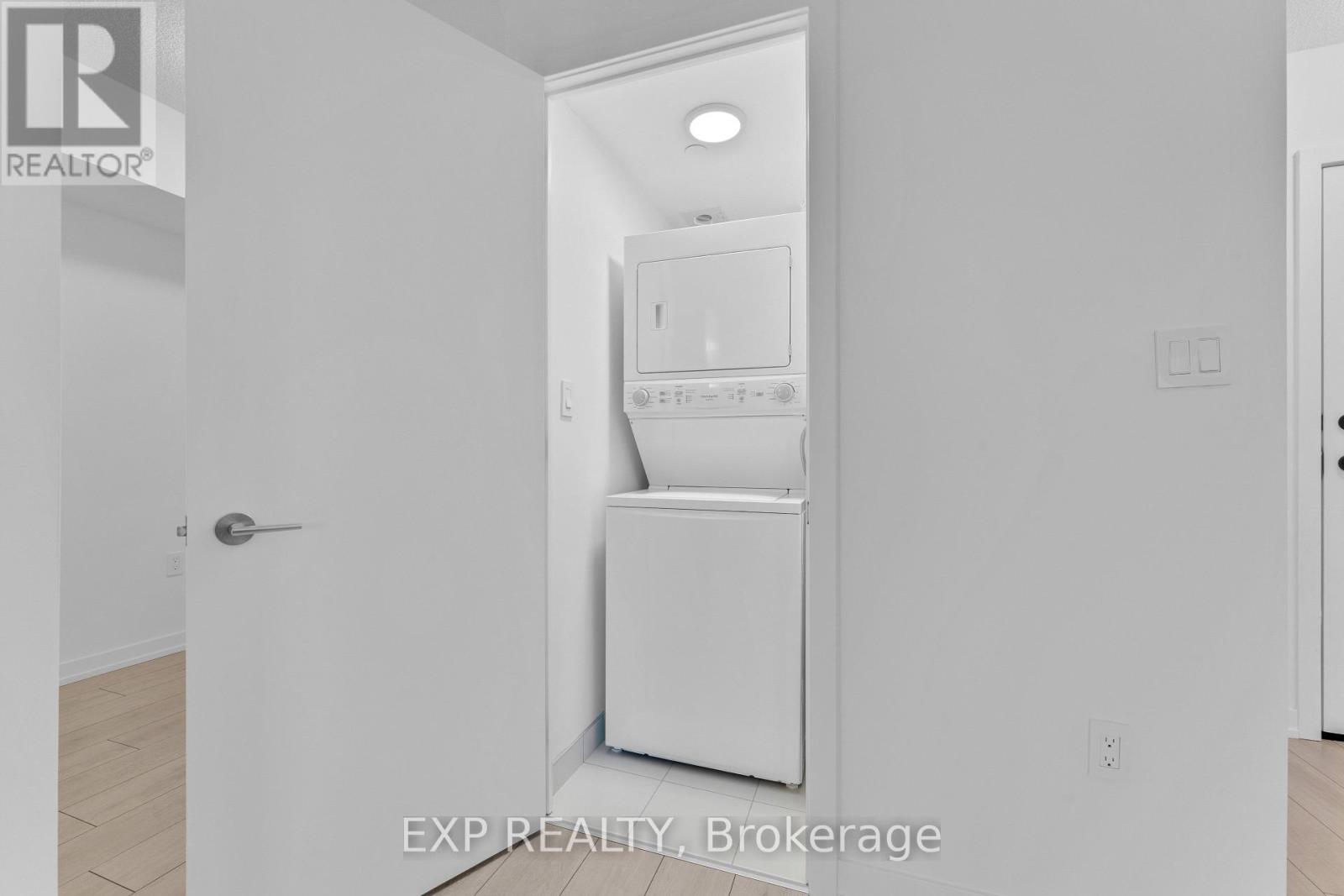 811 - 556 Marlee Avenue, Toronto, Ontario M6B 0B1 - Photo 17 - W13705274