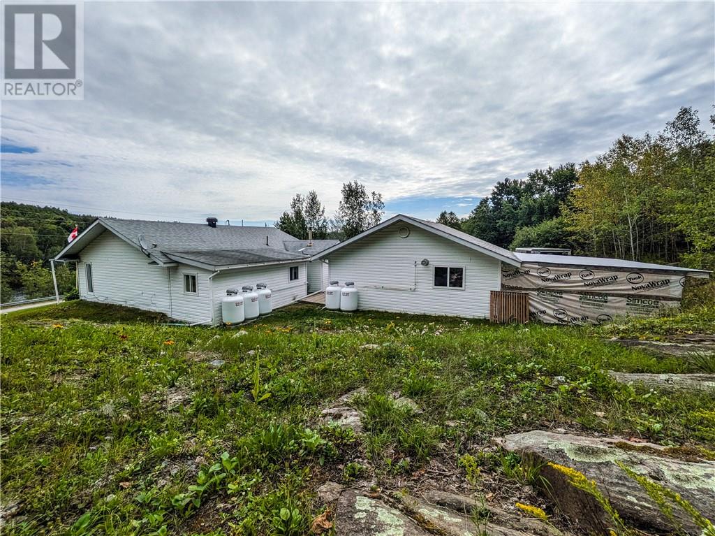 132 Fortier, Field, Ontario  P0H 1M0 - Photo 26 - 2129965