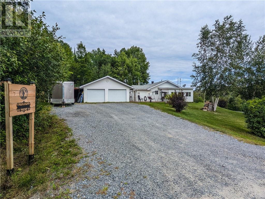 132 Fortier, Field, Ontario  P0H 1M0 - Photo 3 - 2129965