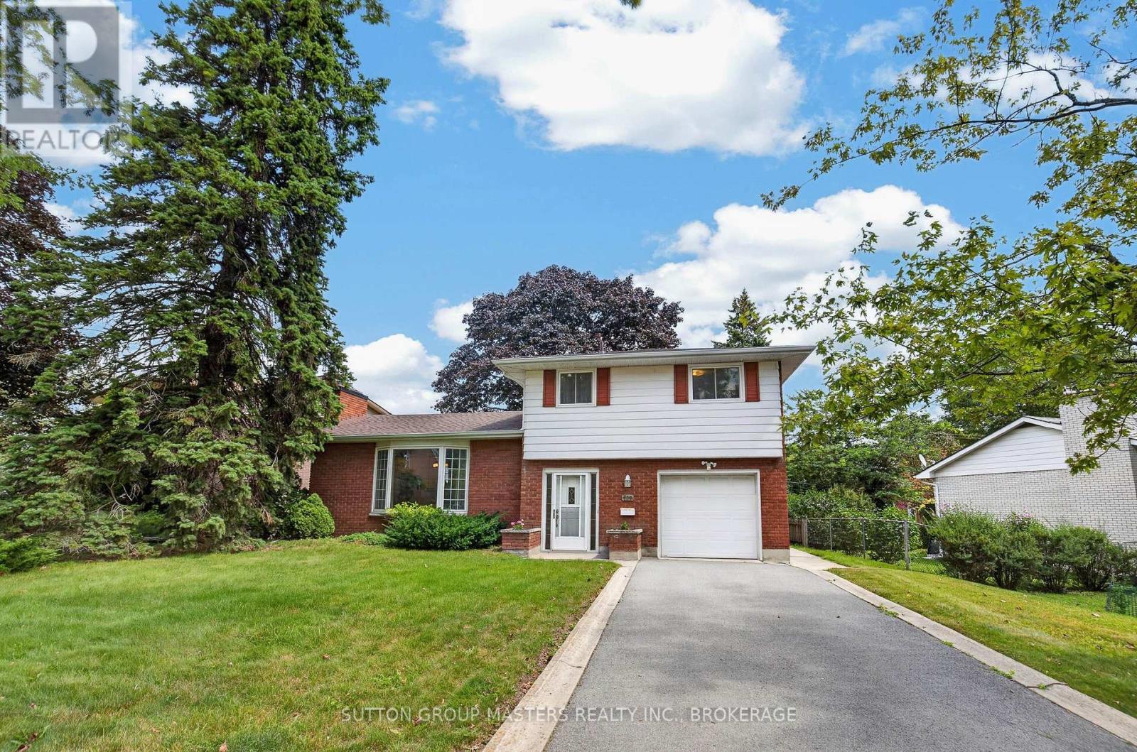 197 Norman Rogers Drive, Kingston, Ontario  K7M 2R5 - Photo 2 - X13705350