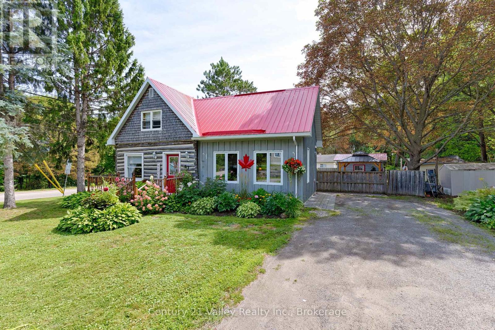 61 Melanie Street, Bonnechere Valley, Ontario  K0J 1T0 - Photo 1 - X13705328