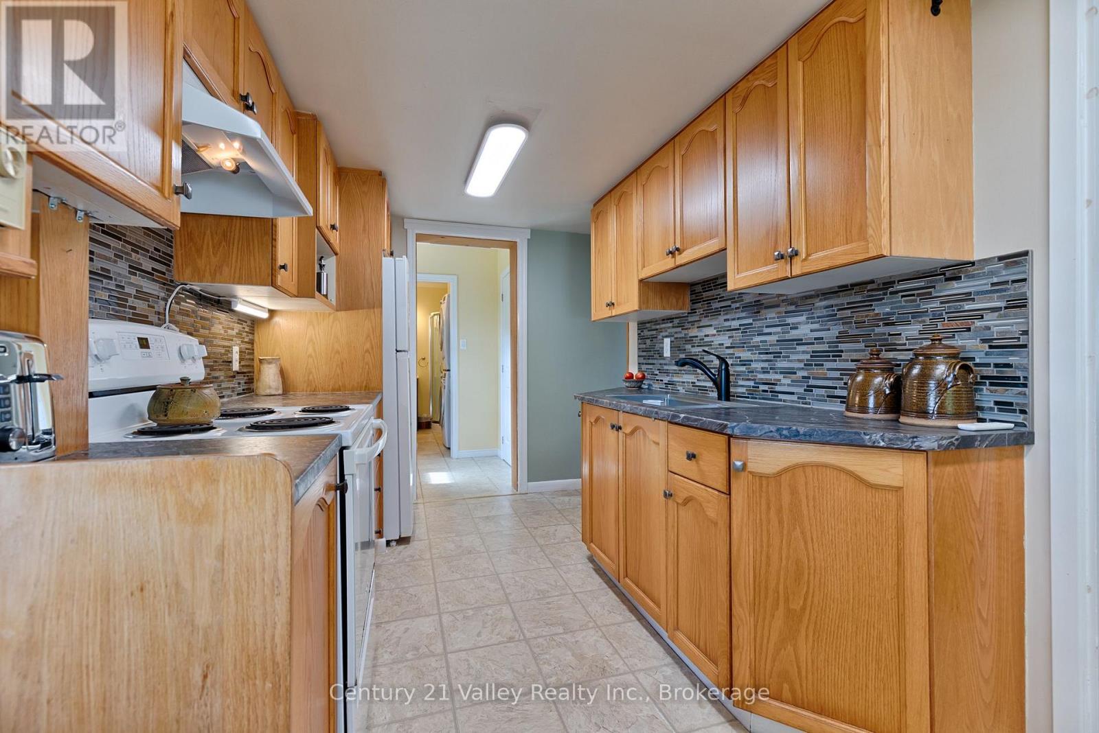 61 Melanie Street, Bonnechere Valley, Ontario  K0J 1T0 - Photo 25 - X13705328