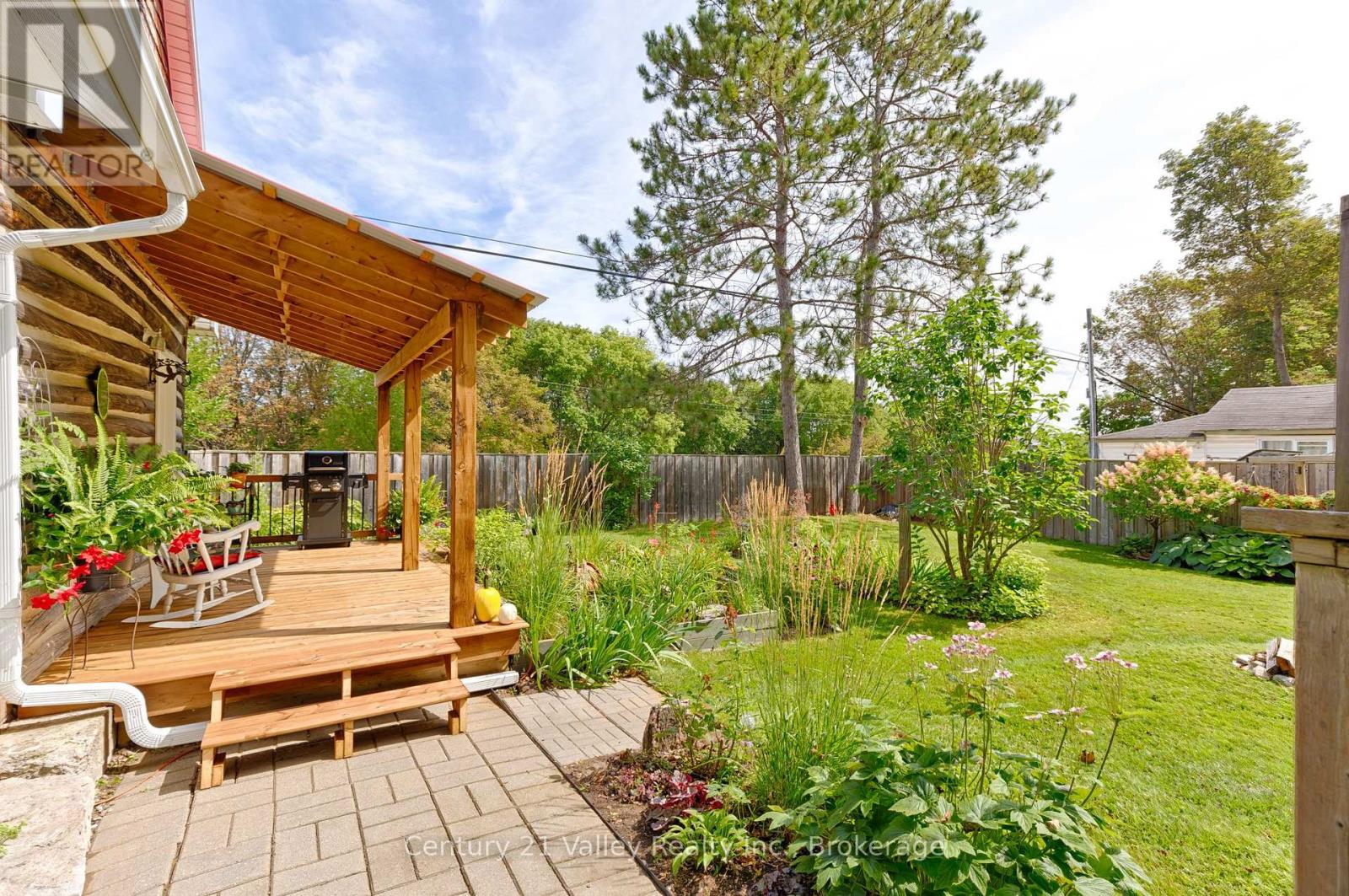 61 Melanie Street, Bonnechere Valley, Ontario  K0J 1T0 - Photo 3 - X13705328