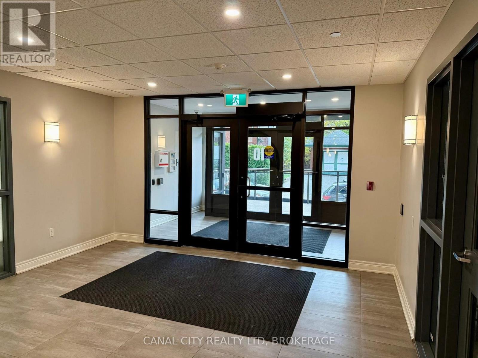 304 - 10 Albert Street E, Thorold, Ontario  L2V 1P1 - Photo 3 - X13705304