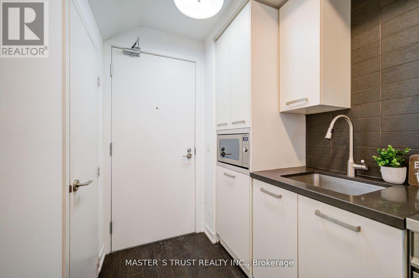 N101 - 455 Front Street E, Toronto, Ontario  M5A 1G9 - Photo 4 - C13705318