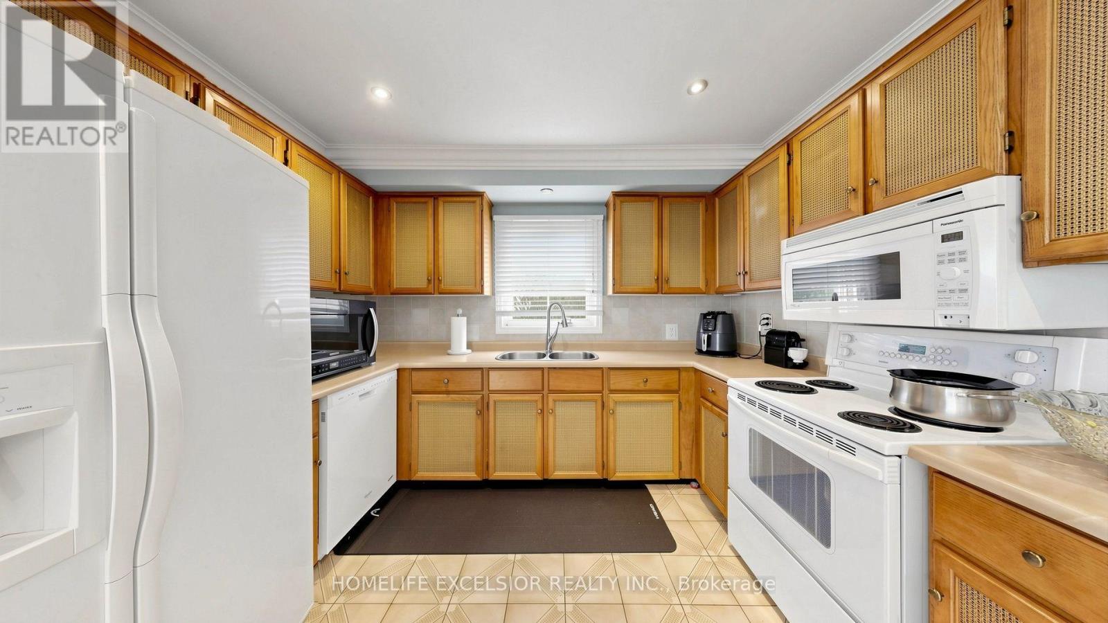 190 Raymerville Drive N, Markham, Ontario  L3P 6S8 - Photo 15 - N13705352
