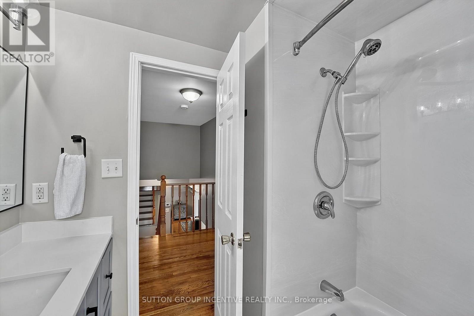 35 Jills Court, Barrie, Ontario  L4M 4L6 - Photo 32 - S13705324