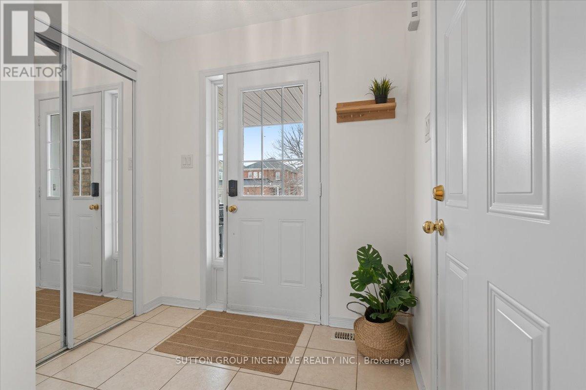 1200 Mary-Lou Street, Innisfil, Ontario  L9S 0C1 - Photo 4 - N13585022