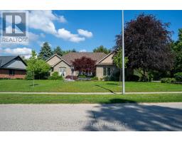15 OTTERVIEW DRIVE, Norwich, Ontario