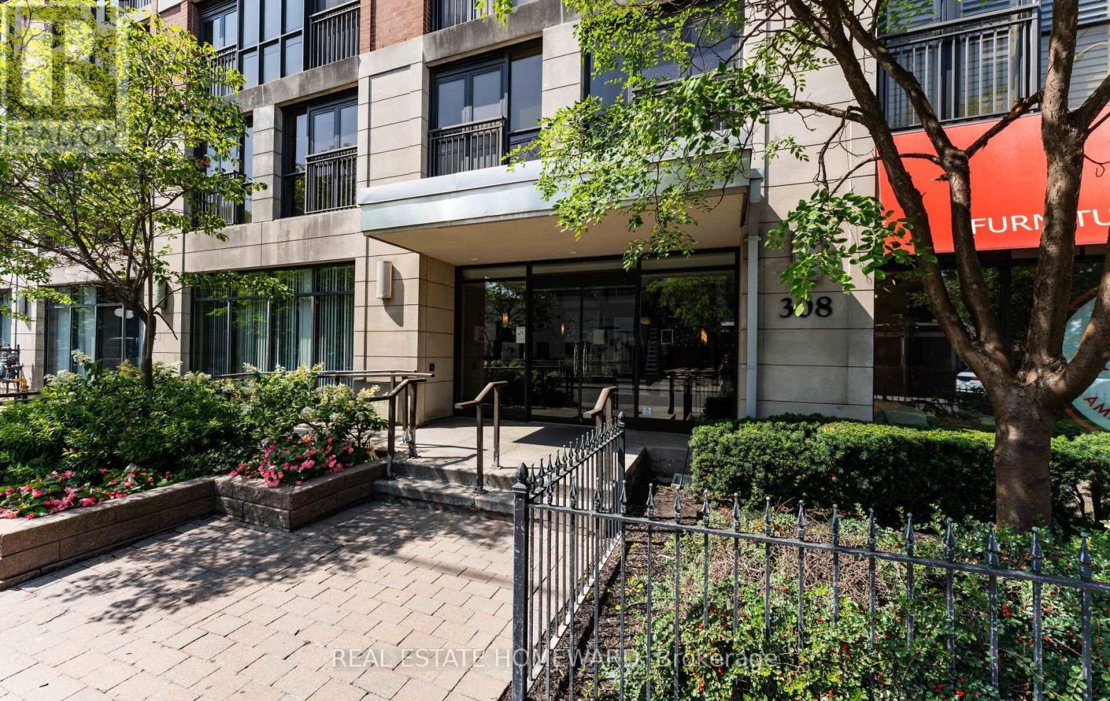 601 - 308 Palmerston Avenue, Toronto, Ontario M6J 3X9 - Photo 2 - C13705366