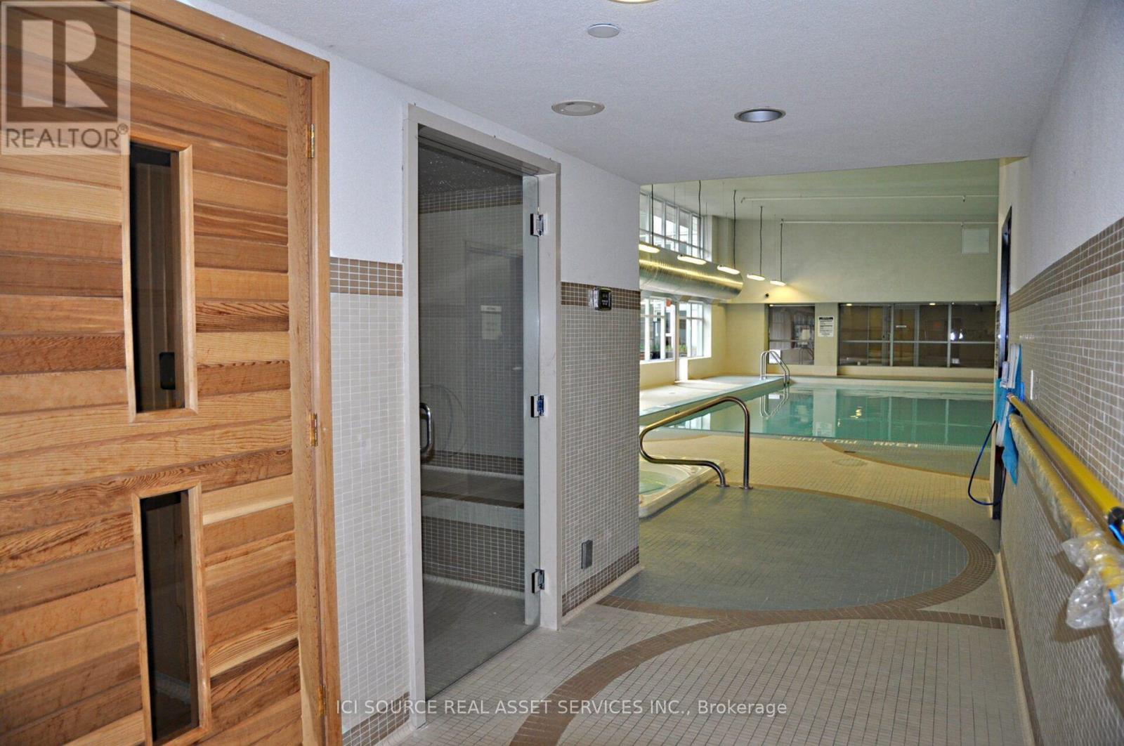 1001 - 25 Town Centre Court, Toronto, Ontario  M1P 0B4 - Photo 12 - E13705354