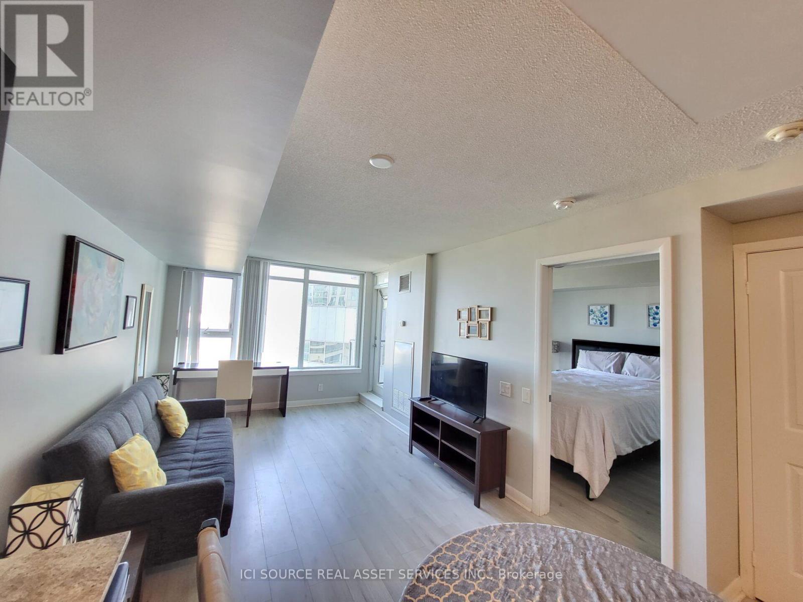 1001 - 25 Town Centre Court, Toronto, Ontario  M1P 0B4 - Photo 17 - E13705354