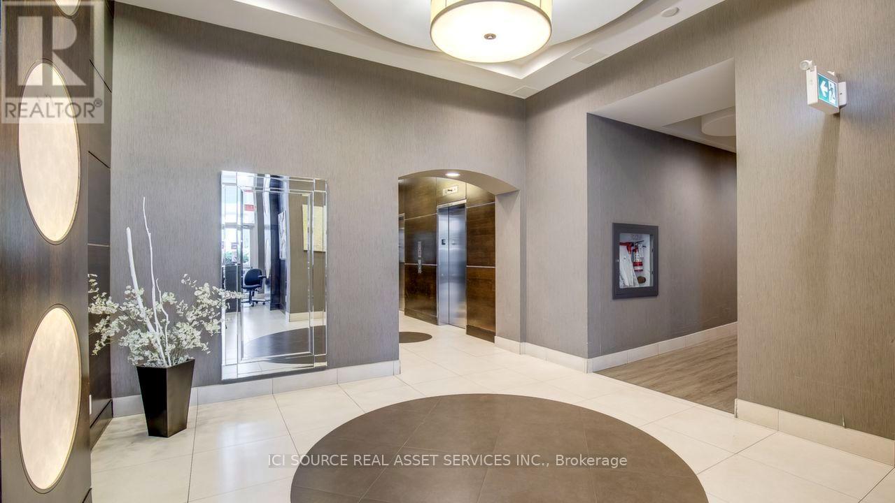 1001 - 25 Town Centre Court, Toronto, Ontario  M1P 0B4 - Photo 4 - E13705354
