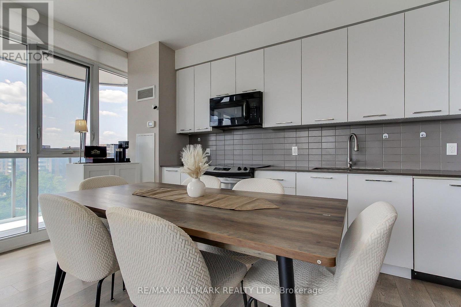 910 - 9471 Yonge Street, Richmond Hill, Ontario  L4C 0Z5 - Photo 14 - N13705364