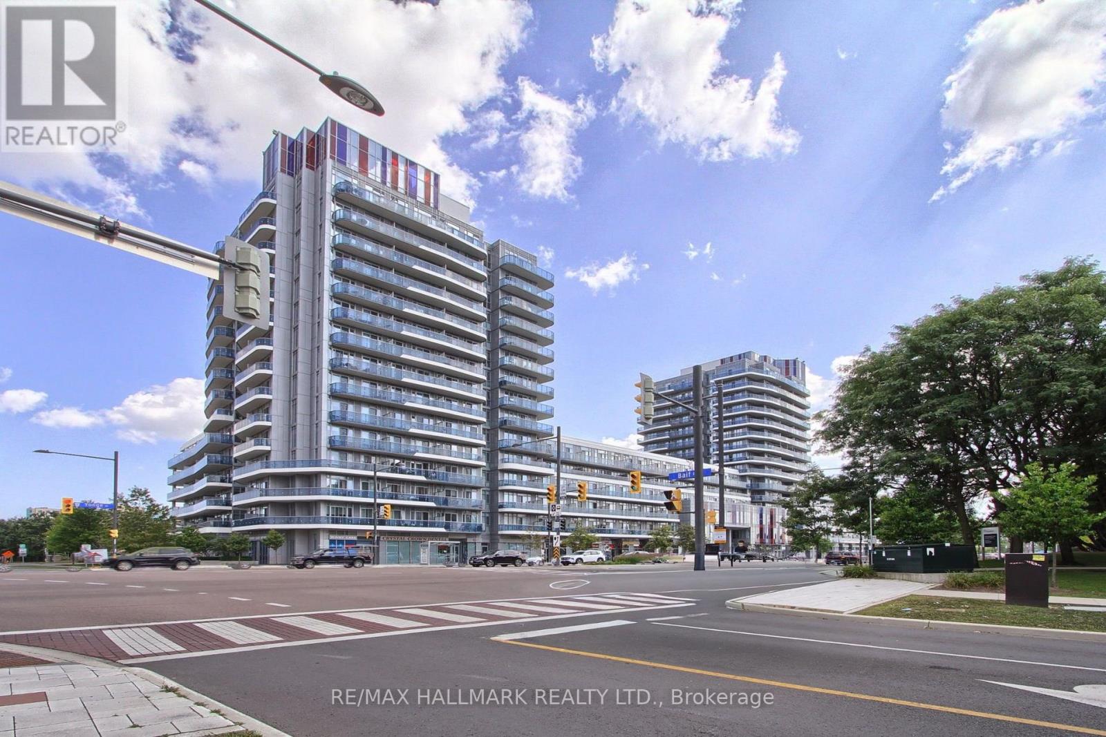 910 - 9471 Yonge Street, Richmond Hill, Ontario  L4C 0Z5 - Photo 2 - N13705364