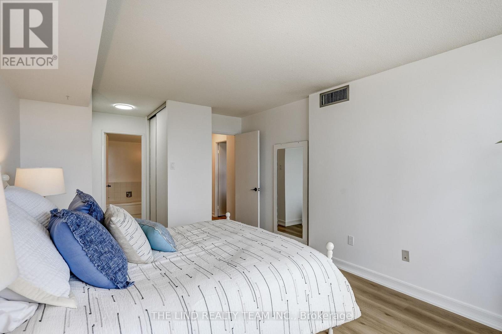 1402 - 7440 Bathurst Street, Vaughan, Ontario  L4J 7K8 - Photo 27 - N13705368