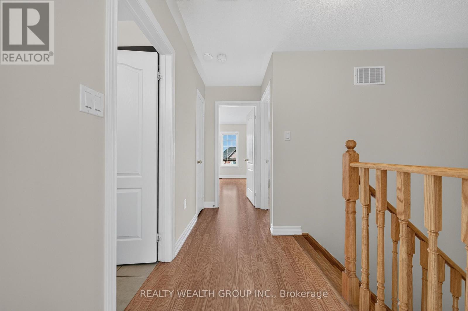 35 Matthewson Avenue, Bradford West Gwillimbury, Ontario  L3Z 0P3 - Photo 14 - N13705370