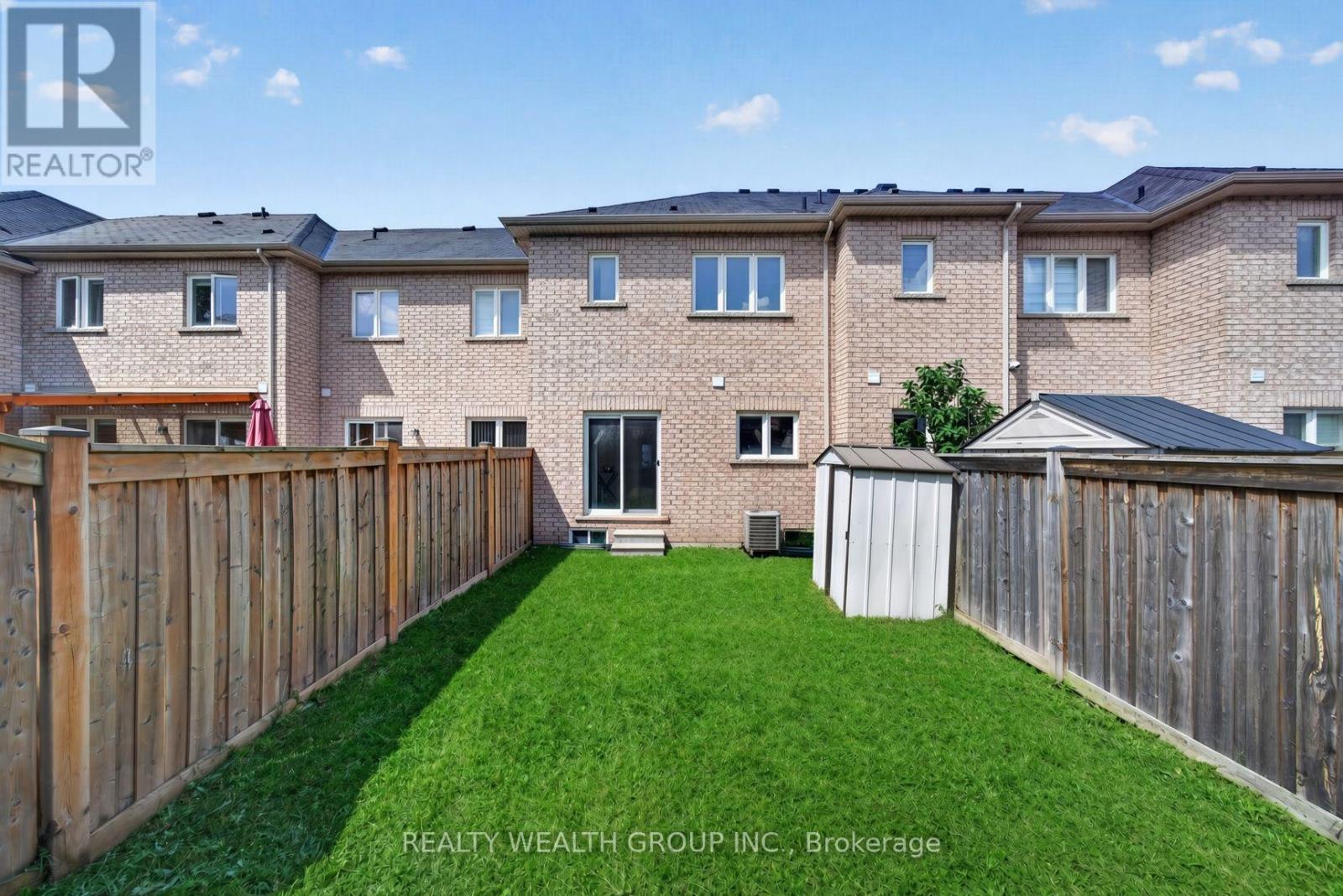 35 Matthewson Avenue, Bradford West Gwillimbury, Ontario  L3Z 0P3 - Photo 24 - N13705370