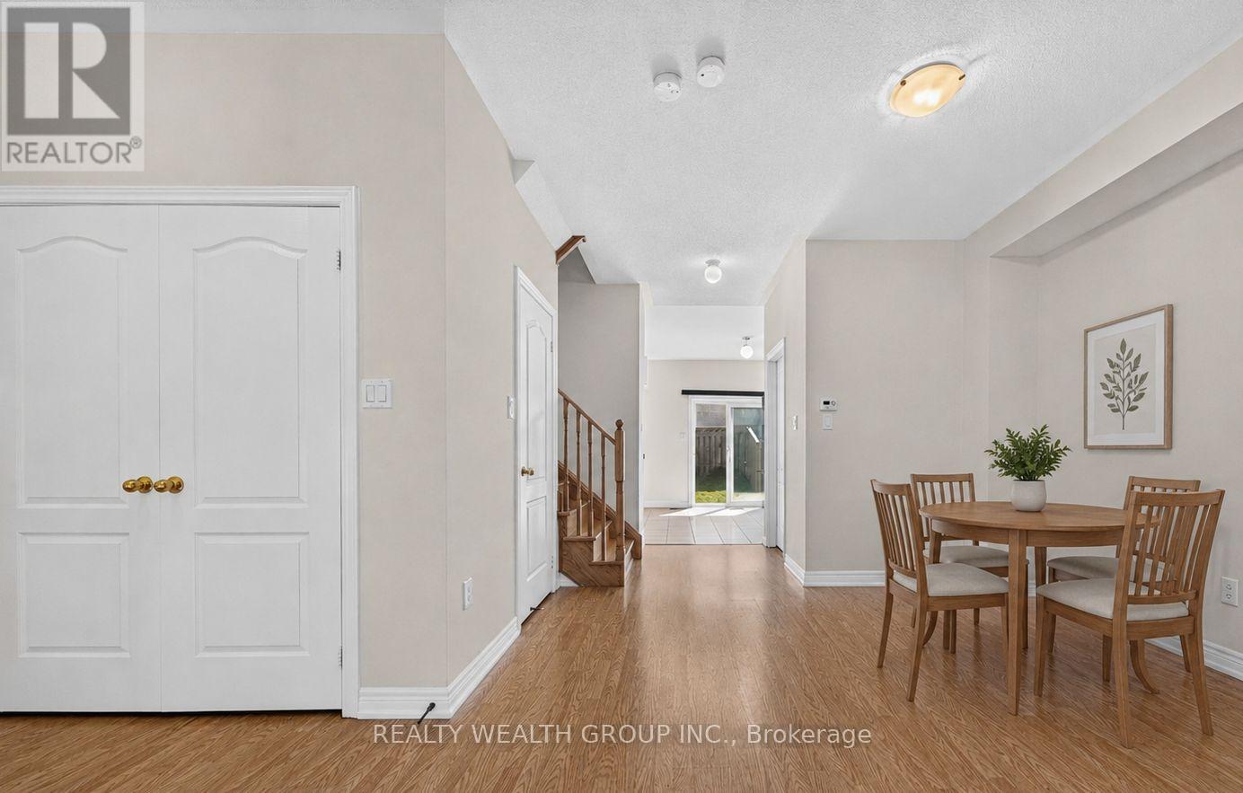 35 Matthewson Avenue, Bradford West Gwillimbury, Ontario  L3Z 0P3 - Photo 6 - N13705370