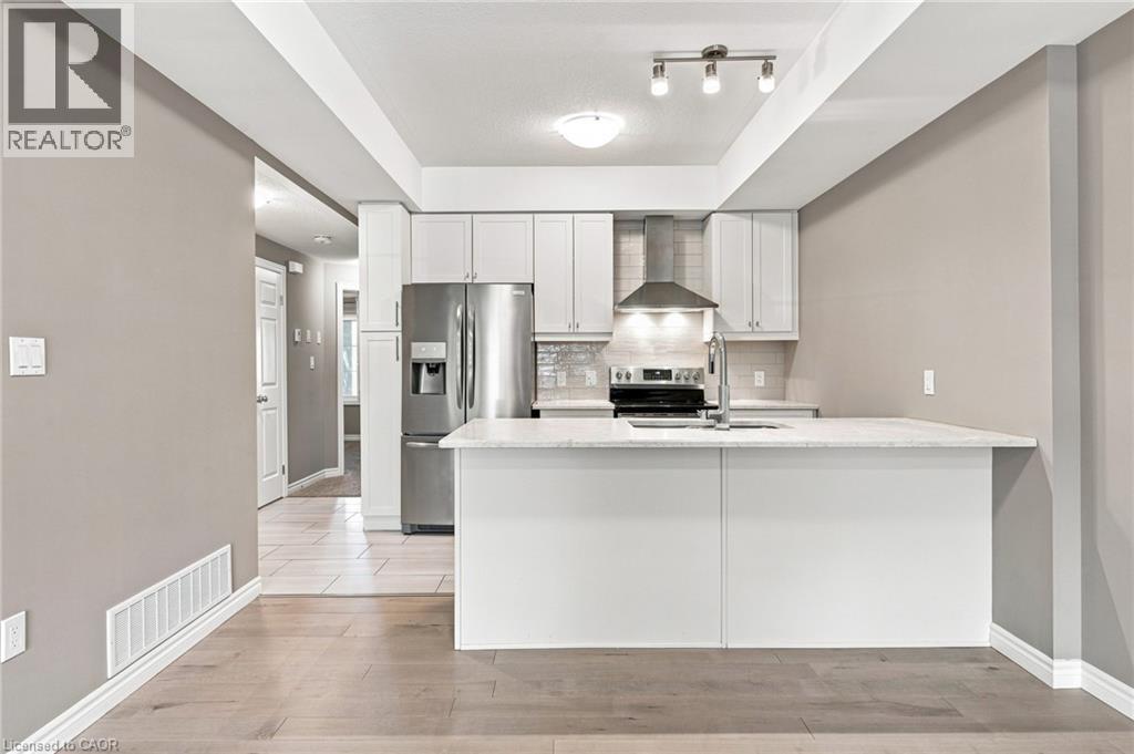 12 WHEAT Lane, Kitchener, Ontario