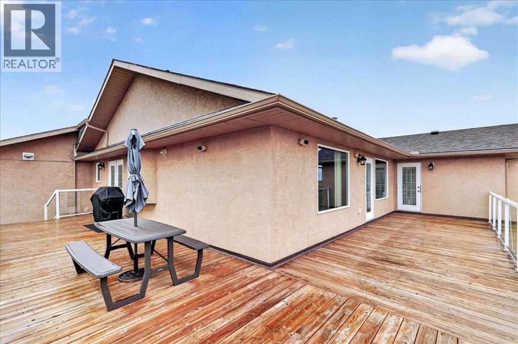 114 South Shore Point, Rural Rocky View County, Alberta  T2M 4L5 - Photo 32 - A2336839