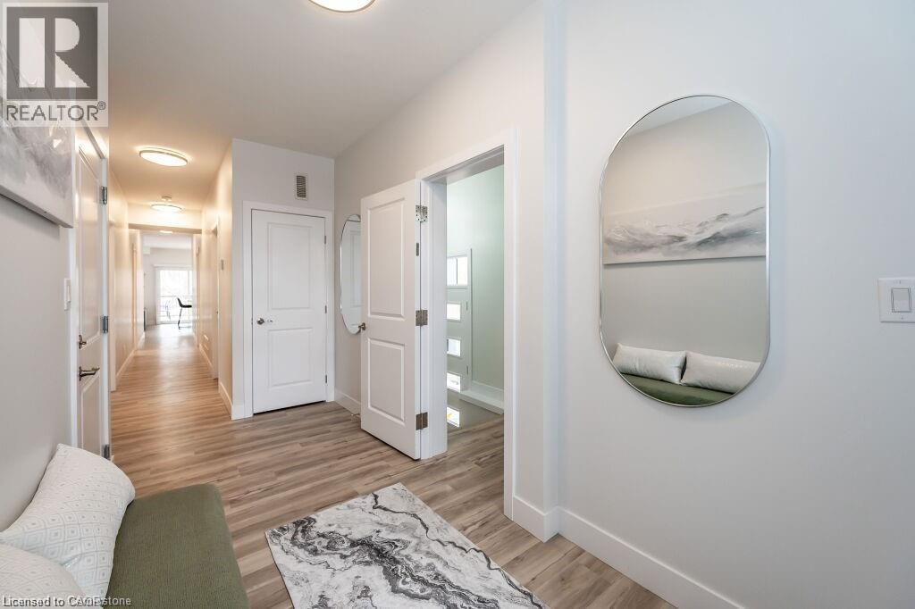 498 Karn Street, Kitchener, Ontario  N2M 2C1 - Photo 4 - 40832563