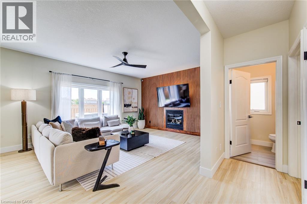210 Hawkswood Drive, Kitchener, Ontario  N2K 4J3 - Photo 6 - 40857742