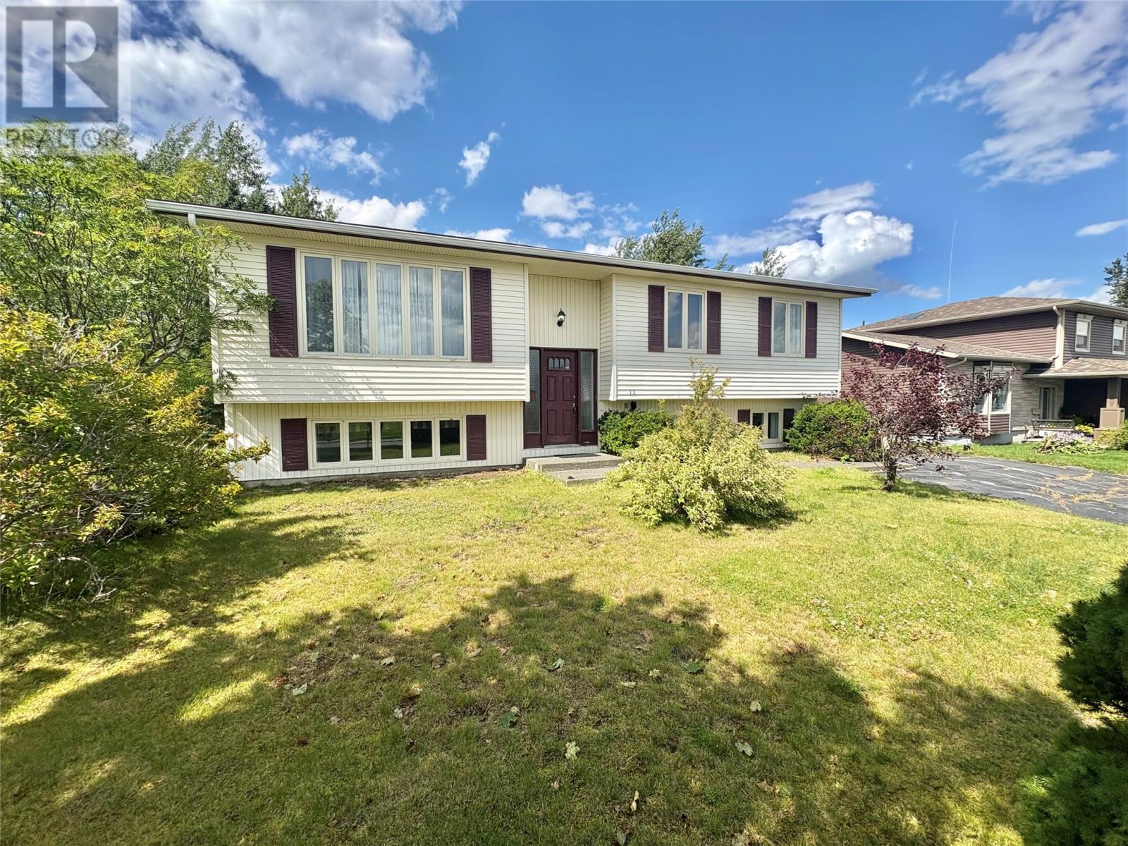 13 Shallow Street, Grand Falls Windsor, Newfoundland & Labrador