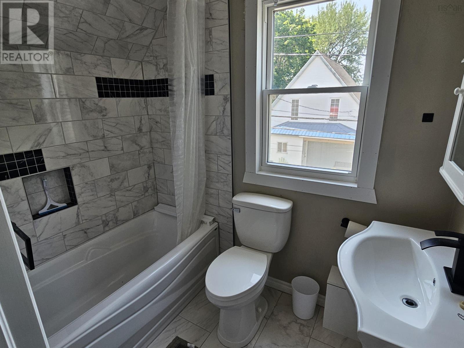 4 Victoria Street, Springhill, Nova Scotia B0M 1X0 - Photo 27 - 202617040